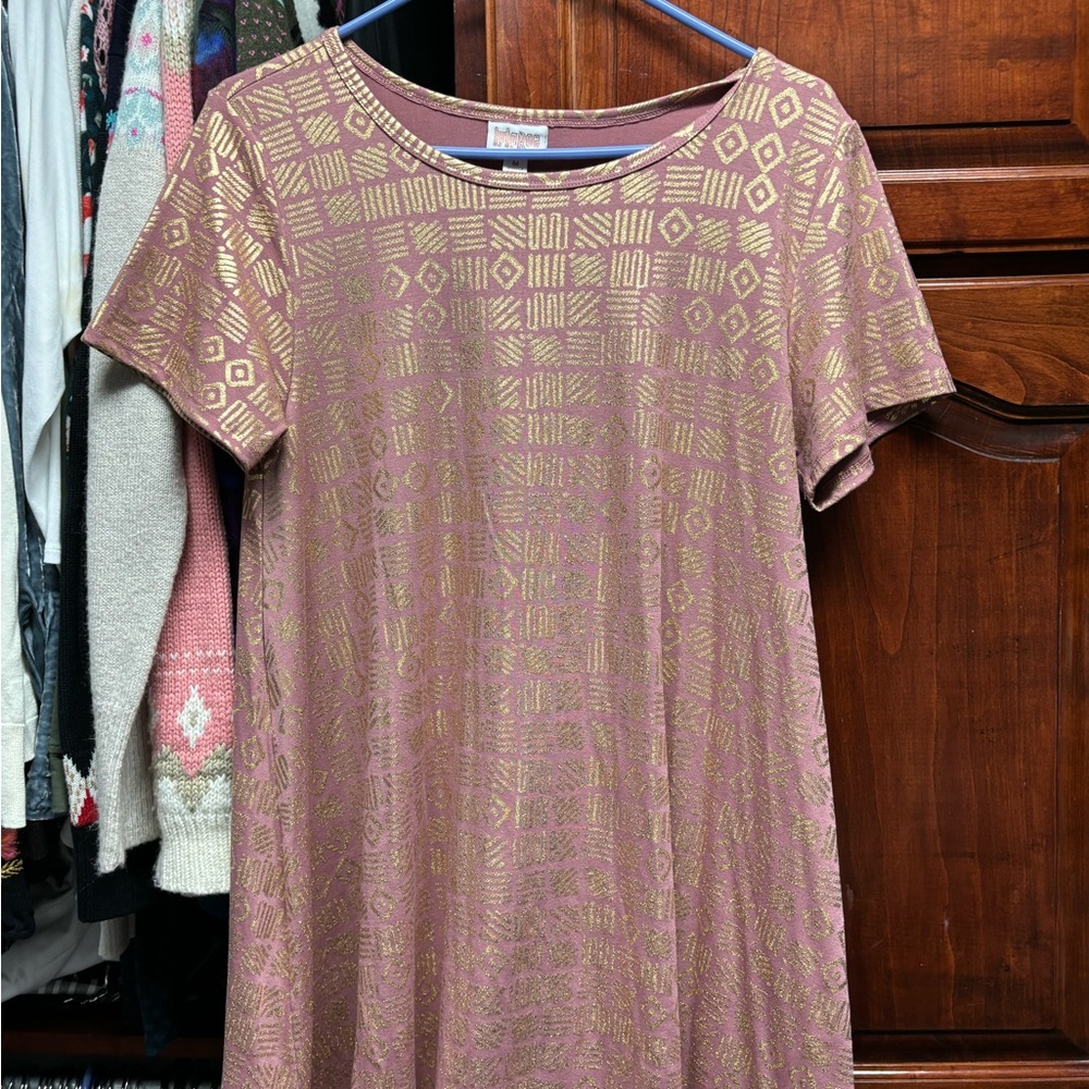 Pink and gold Elegant Carly